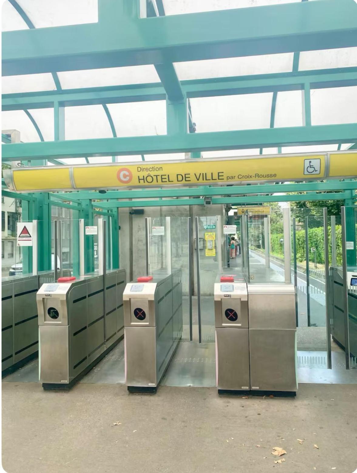 Art De Recevoir - L'Ecrin De Margnolles - Croix Rousse - Metro C-Cuire Caluire-et-Cuire Exterior foto